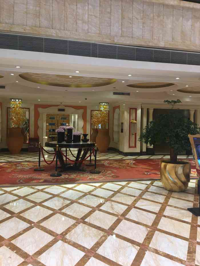 哈曼酒店·宴会厅"北滨路的哈曼酒店地理位置还是不错的,停车.