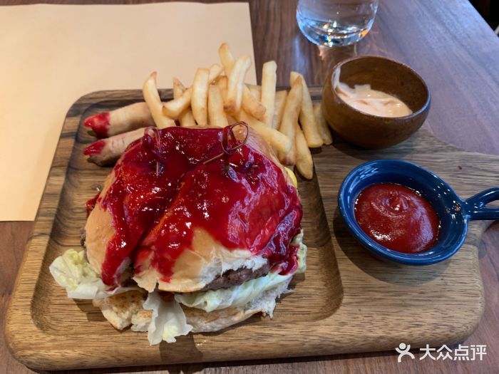 magnet磁石(普陀长风大悦城店)人肉汉堡图片