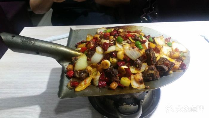 川渝味道吃个铲铲图片