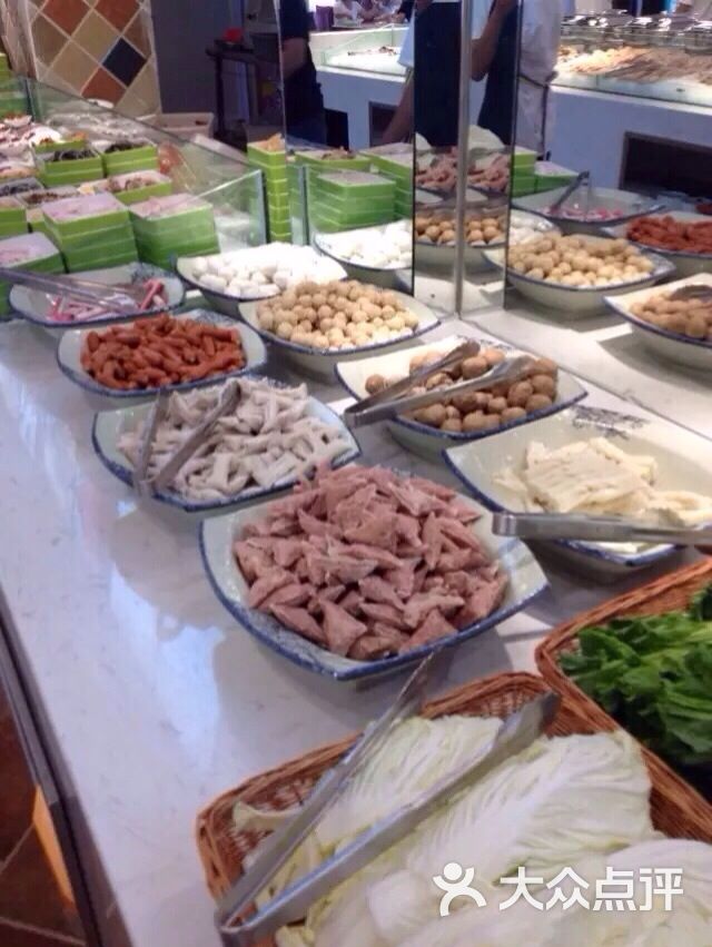 黄桷树自助餐火锅(华阳店)