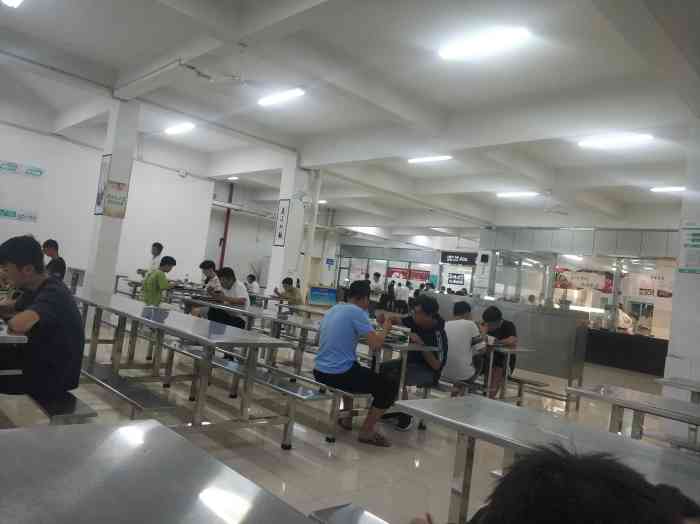 江苏科技大学张家港分校第1食堂-"不知道从什么时候在