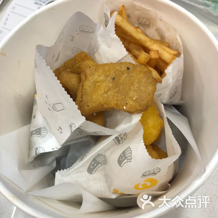 华莱士(子龙路店)上校鸡块图片 - 第2张