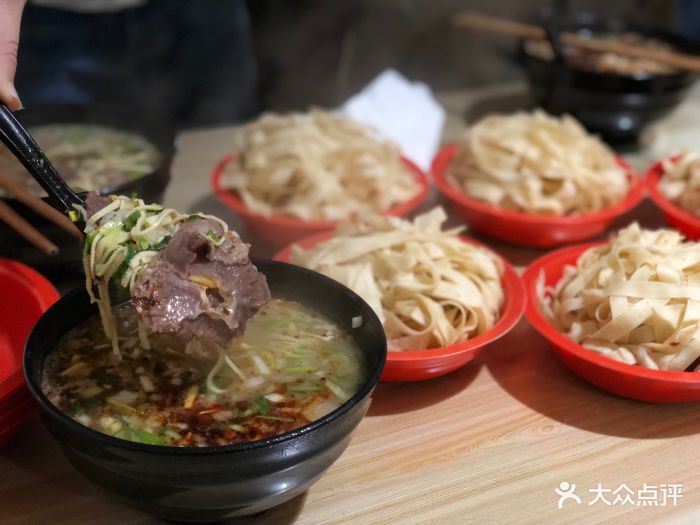 华山路小碗驴肉汤(宜人路店)图片 - 第1张