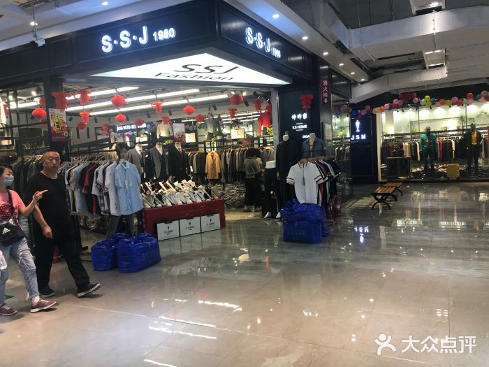 东贸国际服装城图片