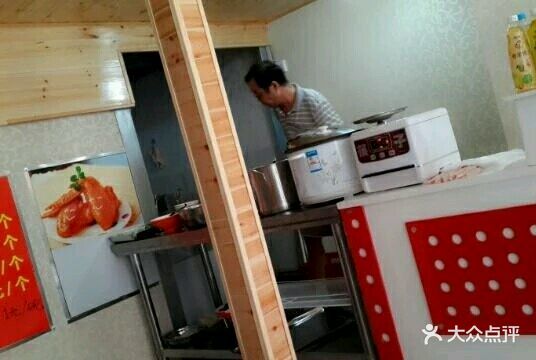 国风就在商场地址新开,挺好找的,东门的小.-缘大三通美食20110215图片