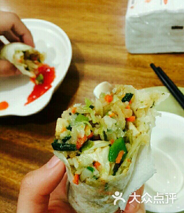 吴招治薄饼嫂传统美食图片 第2张