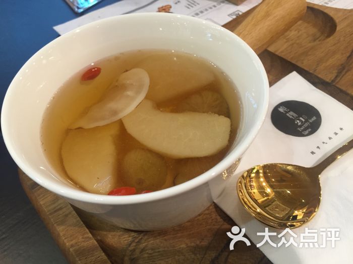 无花果海底椰雪梨汤
