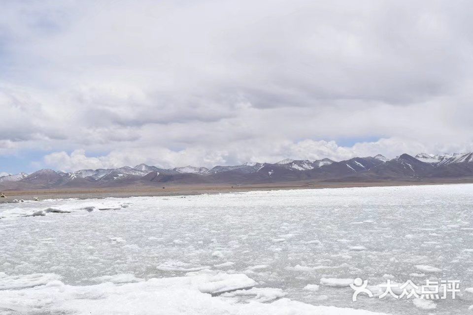 去的时候是八月份,天气非常好,到了景区下.-纳