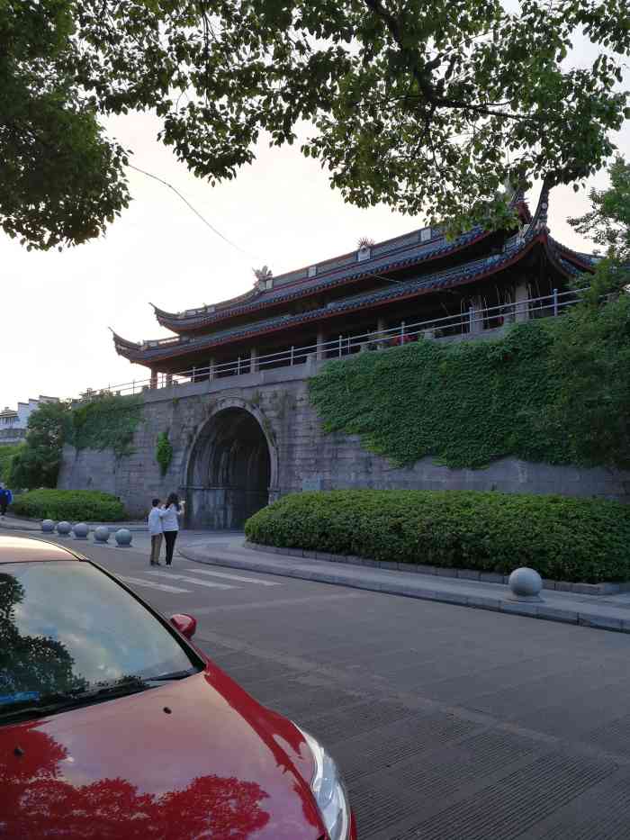 镇海鼓楼-"这是是我童年的满满回忆.我记得小时候,还.