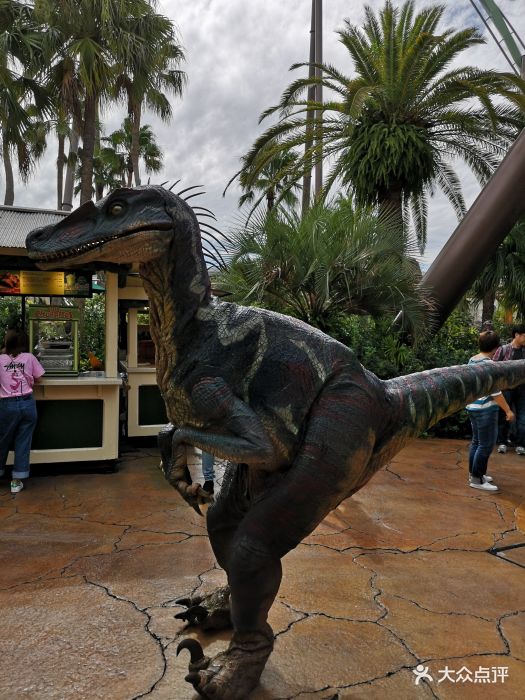 地铁站是JR樱岛线的ユニバーサルシティ,出.