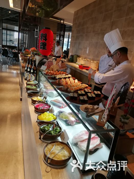 世茂希尔顿盛宴自助餐(青年大街店)图片 第13张