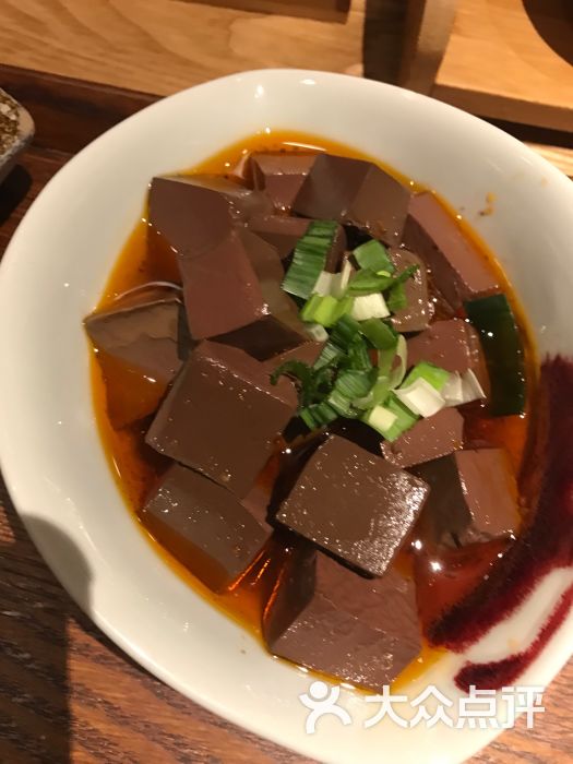 牛三哥洛阳牛肉汤(五棵松华熙live店)麻辣牛血图片 第2张