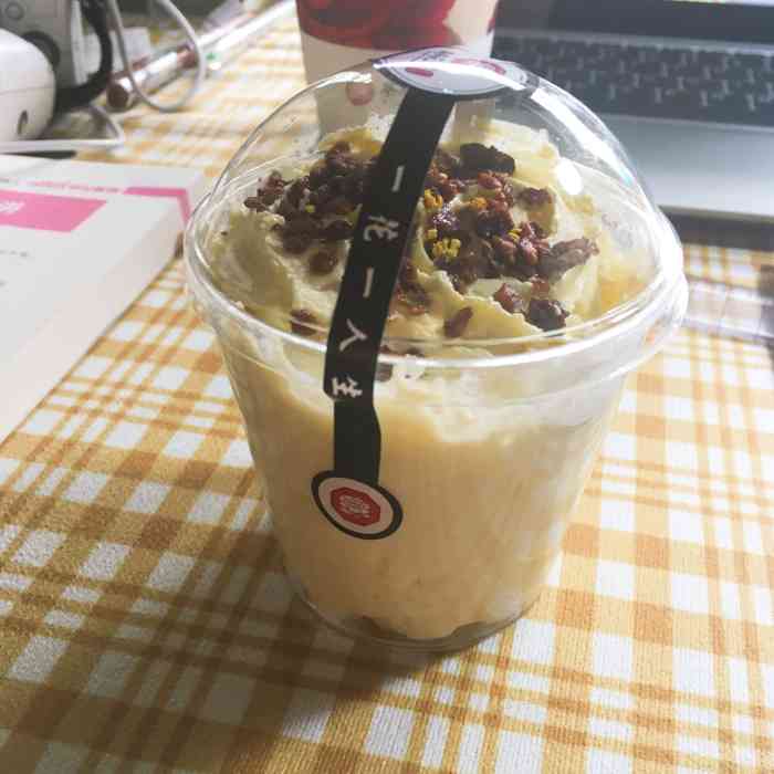 茶与花间·鲜奶茶-"团购的套餐,两杯情侣款,天蓝先生.
