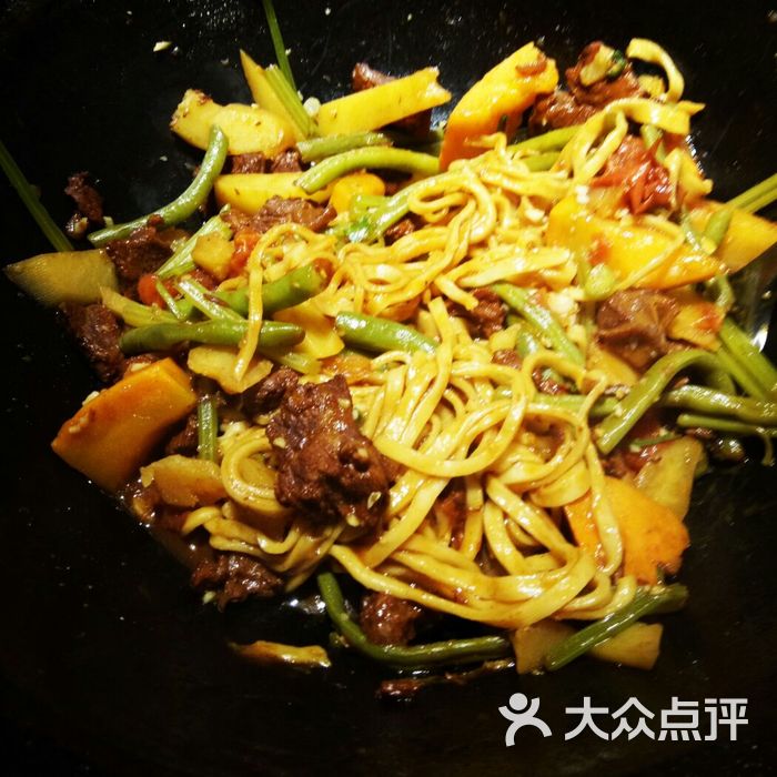 擀匠铁锅焖面