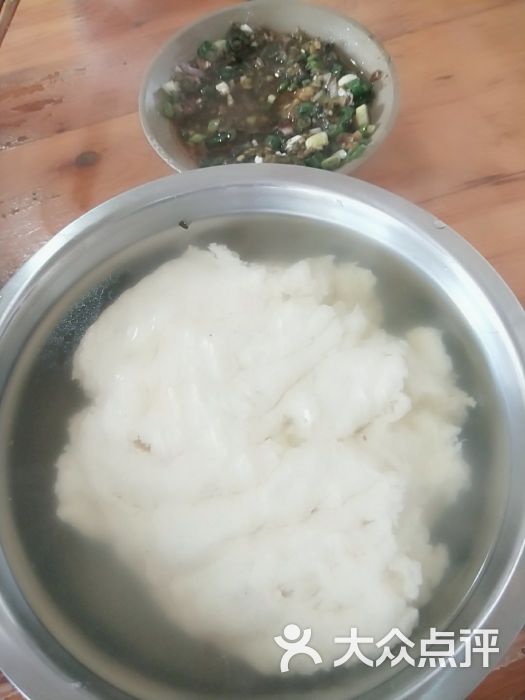 老街泉水豆花水上漂图片 - 第1张