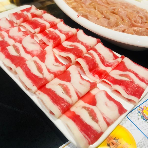 极品雪花肥牛 ￥ 68