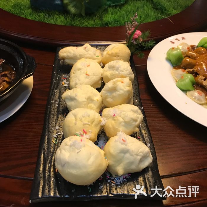 鹿鸣春饭店