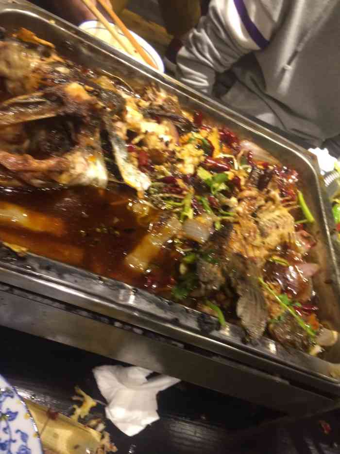 冲壳子烤鱼-"很不错!是个适合与朋友喝酒聊天的地方.
