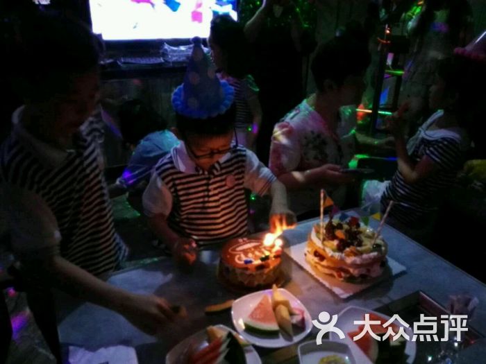 ktv照片朋友圈真实,ktv照片朋友圈 堂会(自助餐)ktv(开福店)图片 - 第1张