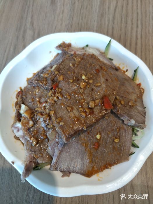 陇兴楼兰州牛肉拉面凉拌牛肉图片