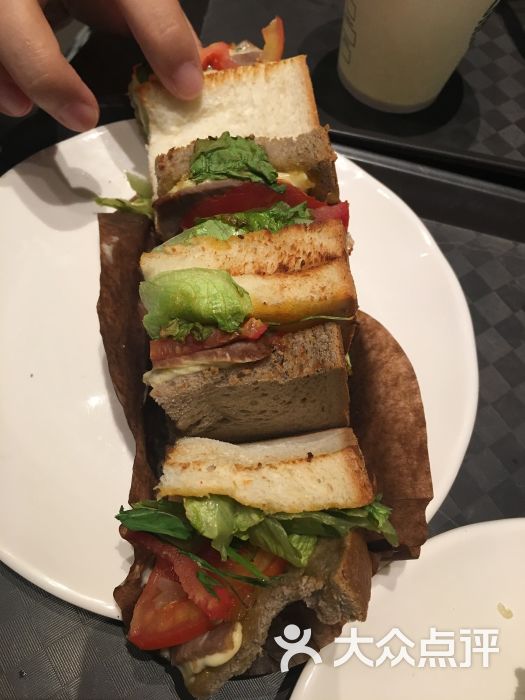 星巴克(南通中南城店)牛肉三明治图片 - 第2张