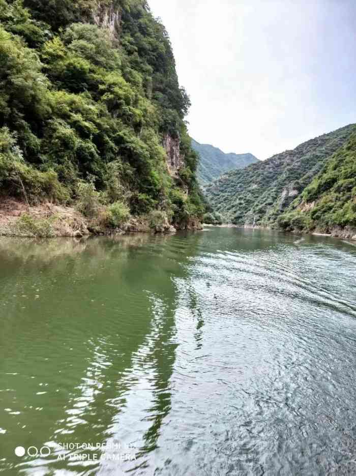 双龙湾景区-"双龙湾景区位于三门峡市卢氏县双龙湾镇.