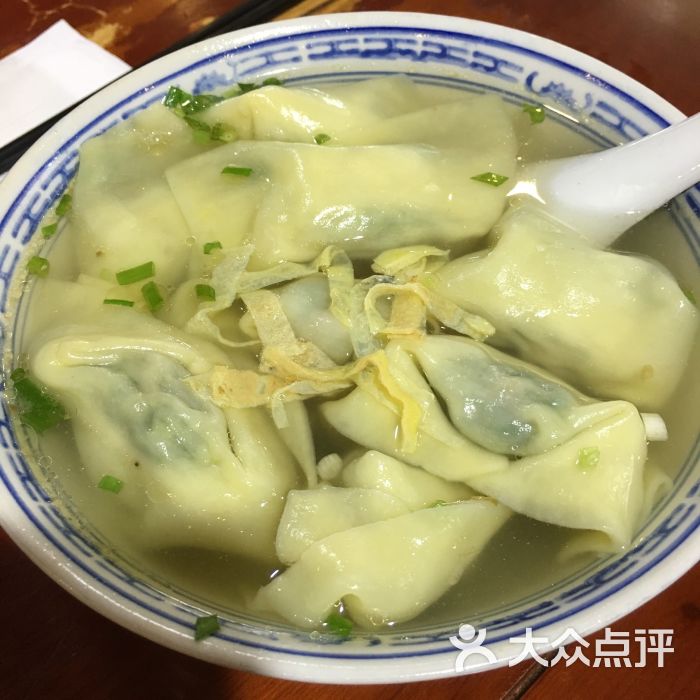 荠菜大馄饨