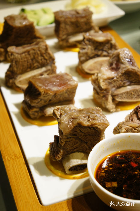 西域清水牛排