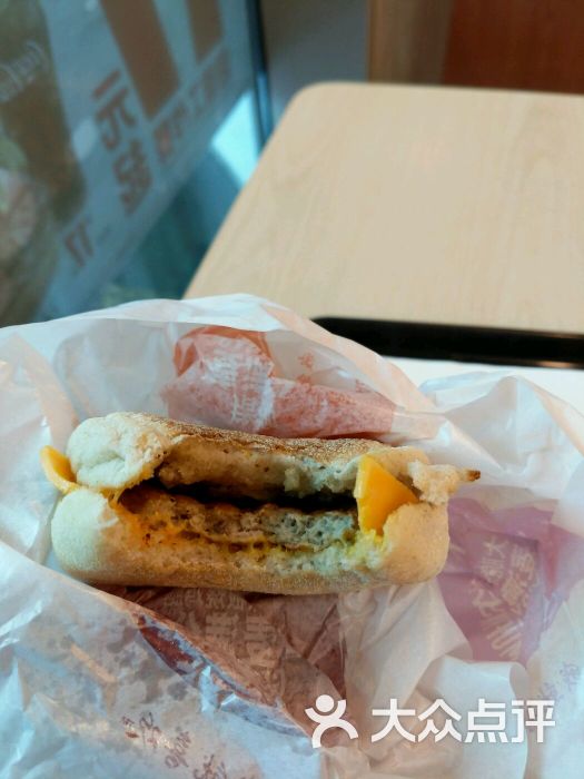 麦当劳(厦门梧村店)猪柳麦满分图片 - 第159张