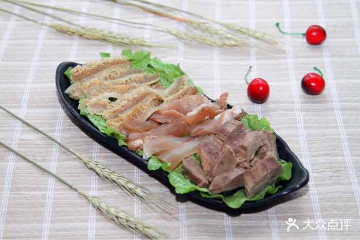 运城·牛福潮汕牛肉火锅(潮汕牛肉火锅)牛杂拼盘图片