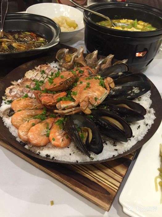 盐烤海鲜拼盘