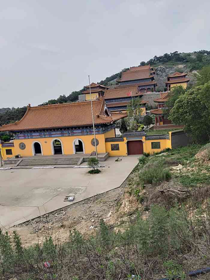 阿掖山风景区-"下午去爬的阿掖山,山内有景点卧佛寺,.