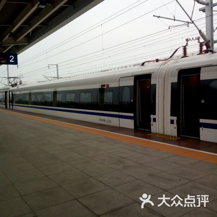 青白江东站