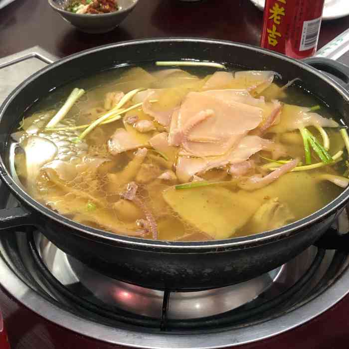 陈老五鱿鱼炖土鸡(威清路店"心心念念的鱿鱼炖鸡,被我念得着不住