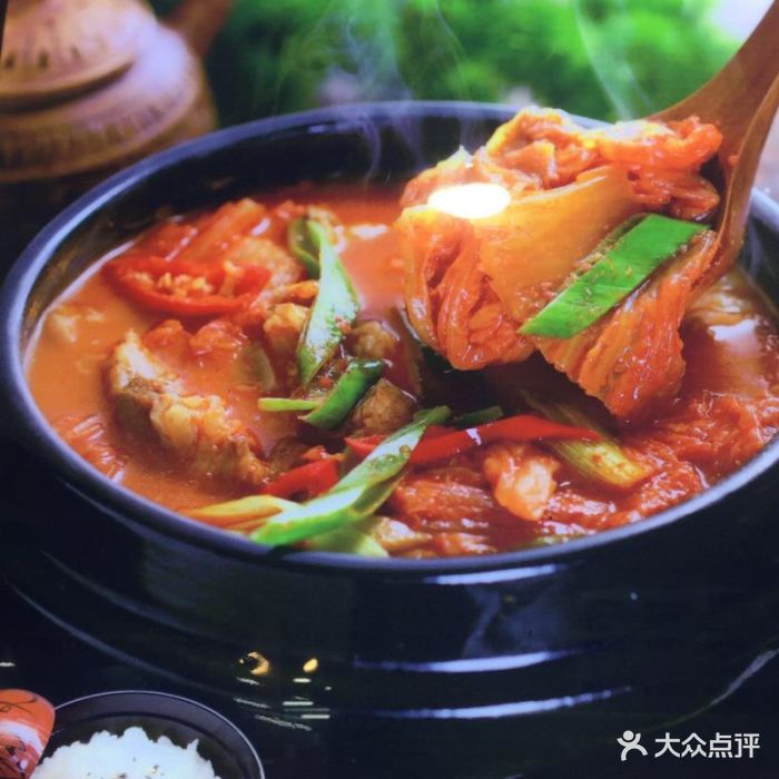 石趣食代韩式简餐(车配龙生活欢乐港店)五花肉泡菜汤图片 - 第1张