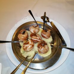 吃蜗牛的餐厅 WSqtC08mY9SRJ3ph_c6a5K2GYWw8e2AVwdUt4yv7TjATo3poAL0bffK1fGJV5KvXF5u7J_jS4MuCaeLAHD0KTg.jpg