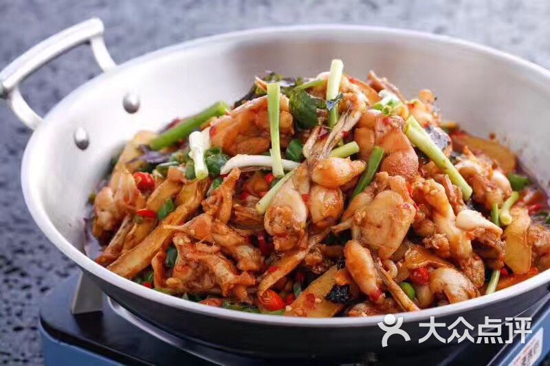 青椒紫苏焖牛蛙