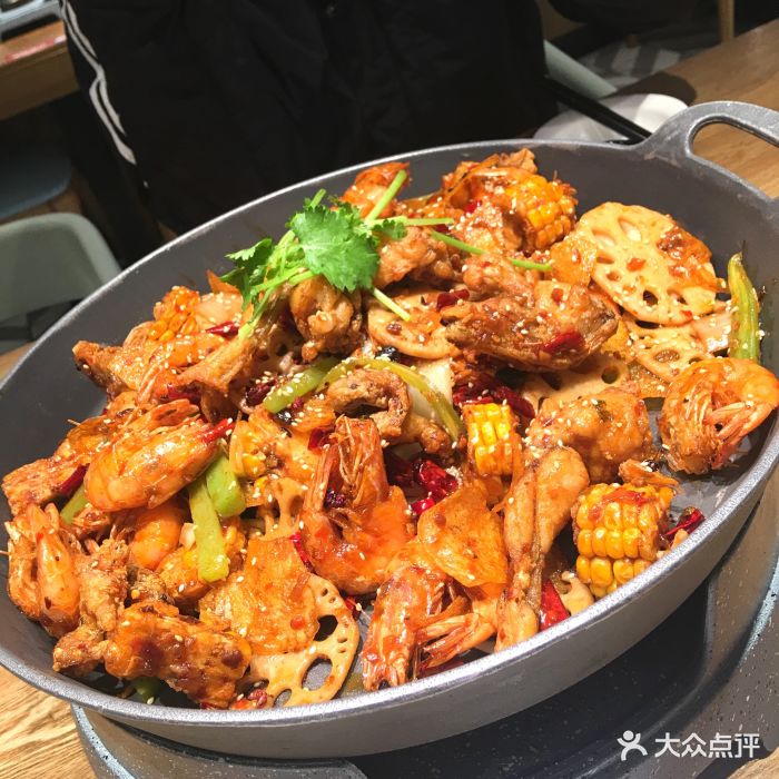 精悦蓉(新街口大洋百货店)悦蓉双拼干锅图片