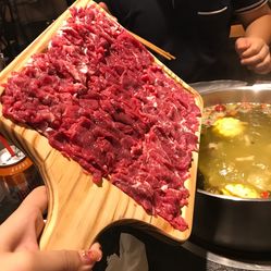 鲜牛记人均