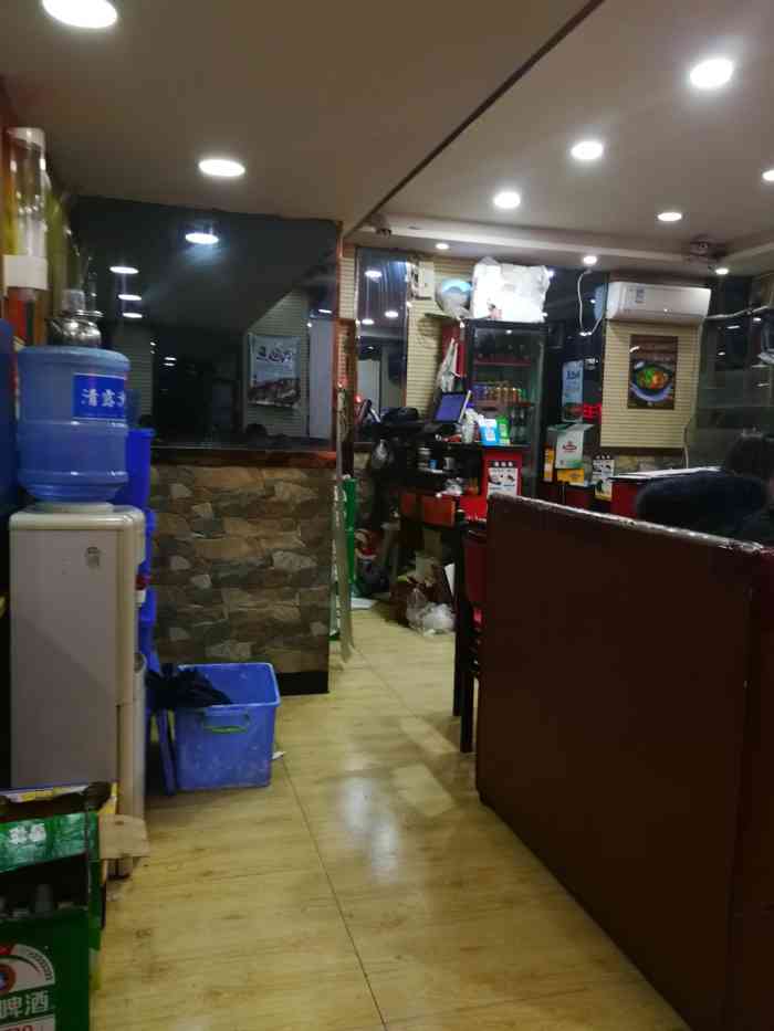 重庆鸡公煲烤全鱼(罗秀路店)-"味道超级赞的 一家小小的店 但是不管什