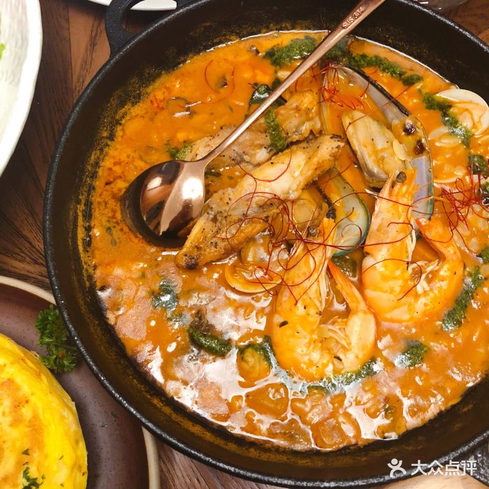 crazyones克芮旺斯西班牙海鲜饭(武汉天地店)经典西班牙海鲜汤饭图片