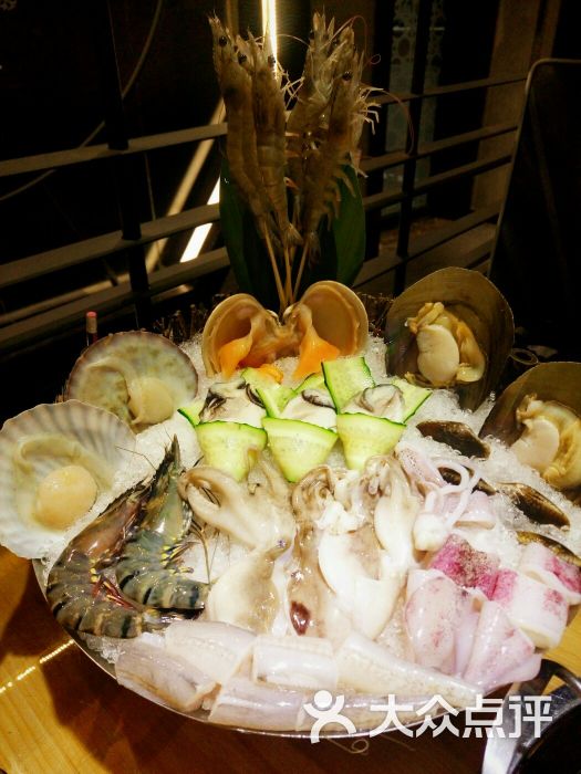 九号码头花胶主题火锅料理(皇庭广场店)海鲜拼盘图片 - 第1张