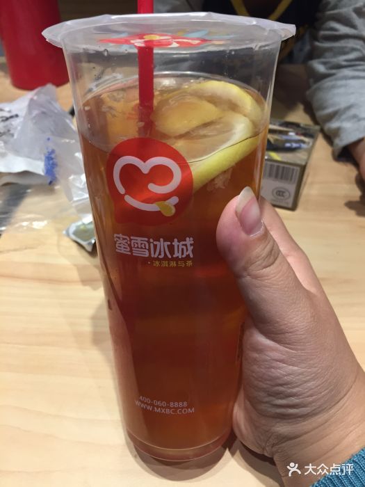 蜜雪冰城柠檬红茶图片