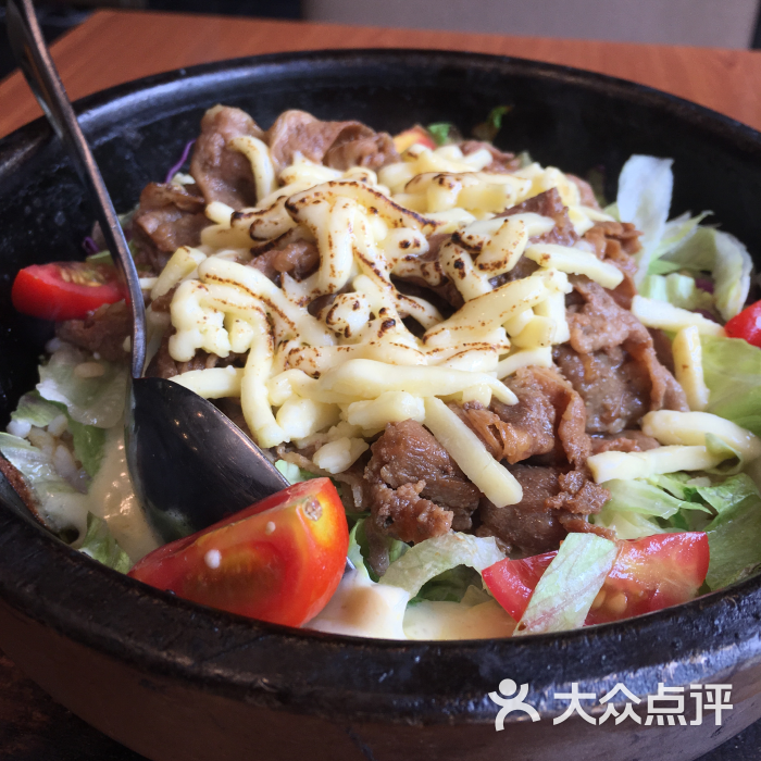 奶酪牛肉石锅拌饭