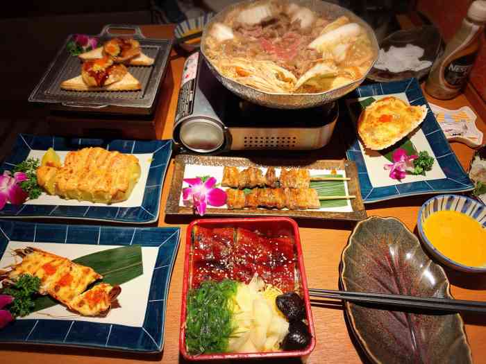 小锄匠寿喜烧(日月光中心店)