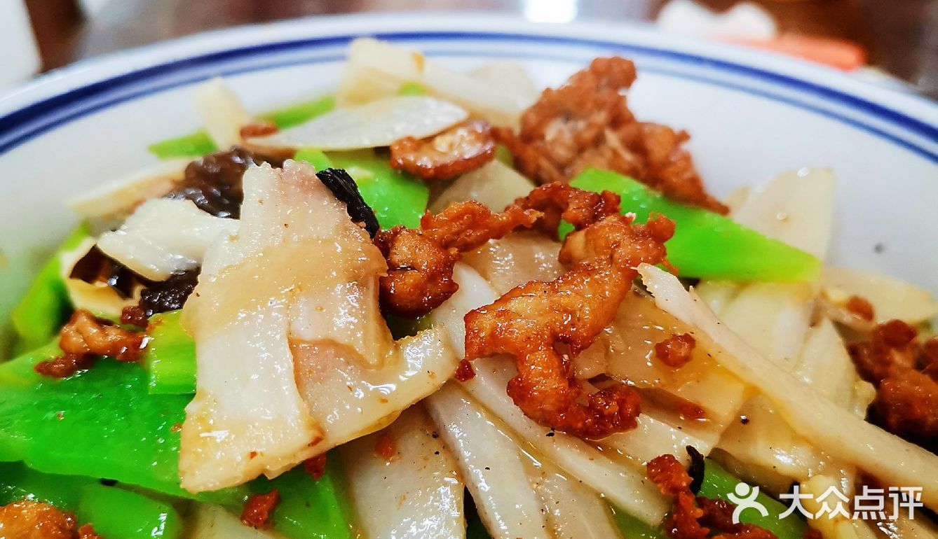 我最爱的莲菜炒肉盖帽