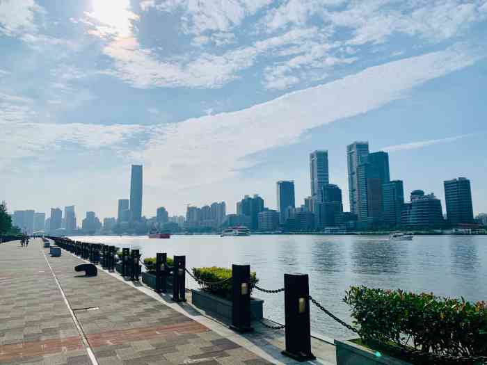 上海船厂滨江绿地-"晚上的夜景非常赞,黄浦江两岸的做