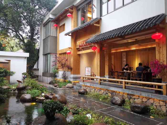 茉莉有约(华侨新村店)-"福州很有名的会所《茉莉有约》环境优美菜品