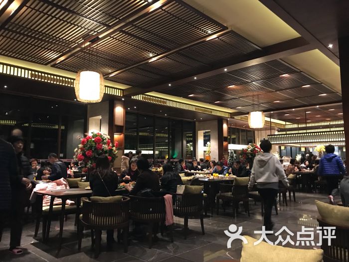 熹乐谷温泉度假酒店西餐厅环境图片 第8张