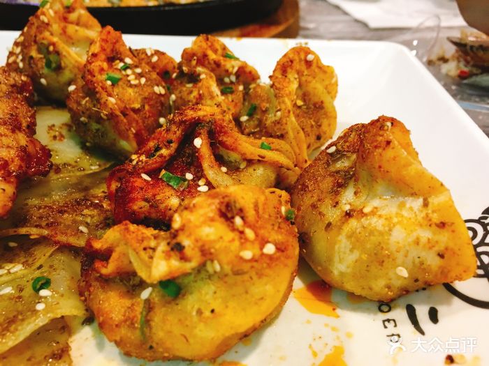 沈记烧烤海鲜烤饺子图片